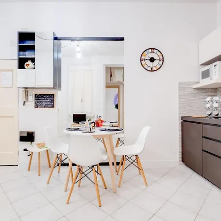 Ztl Center Lovely Апартаменты