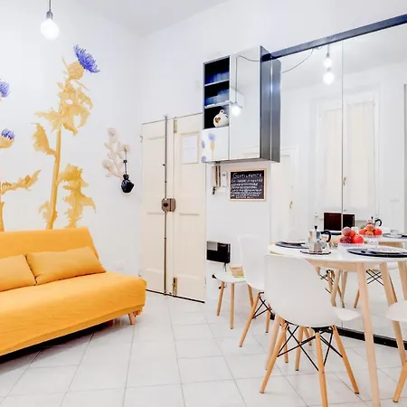 Ztl Center Lovely Апартаменты *